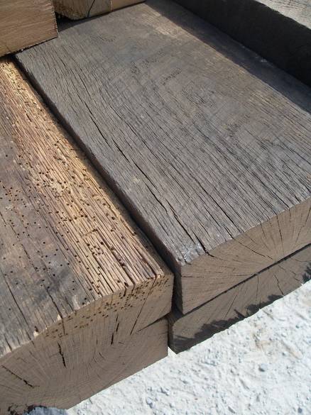 Photo 10046 Oak Lumber And Timbers For Customer